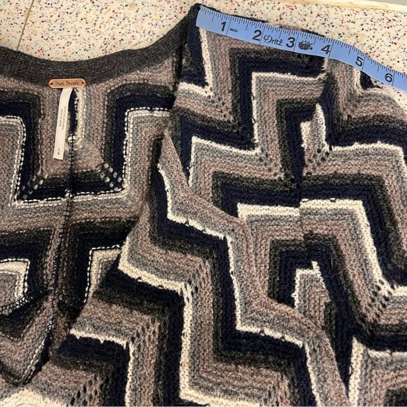 Free People Rhiannon Sweater Dress Chevron Geometric Flared Women’s Size Large - Picture 11 of 12